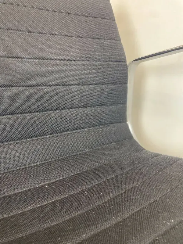 Illustration numéro 4 du produit EA-108 Desk Chair by C. & R. Eames for Vitra, 1960s