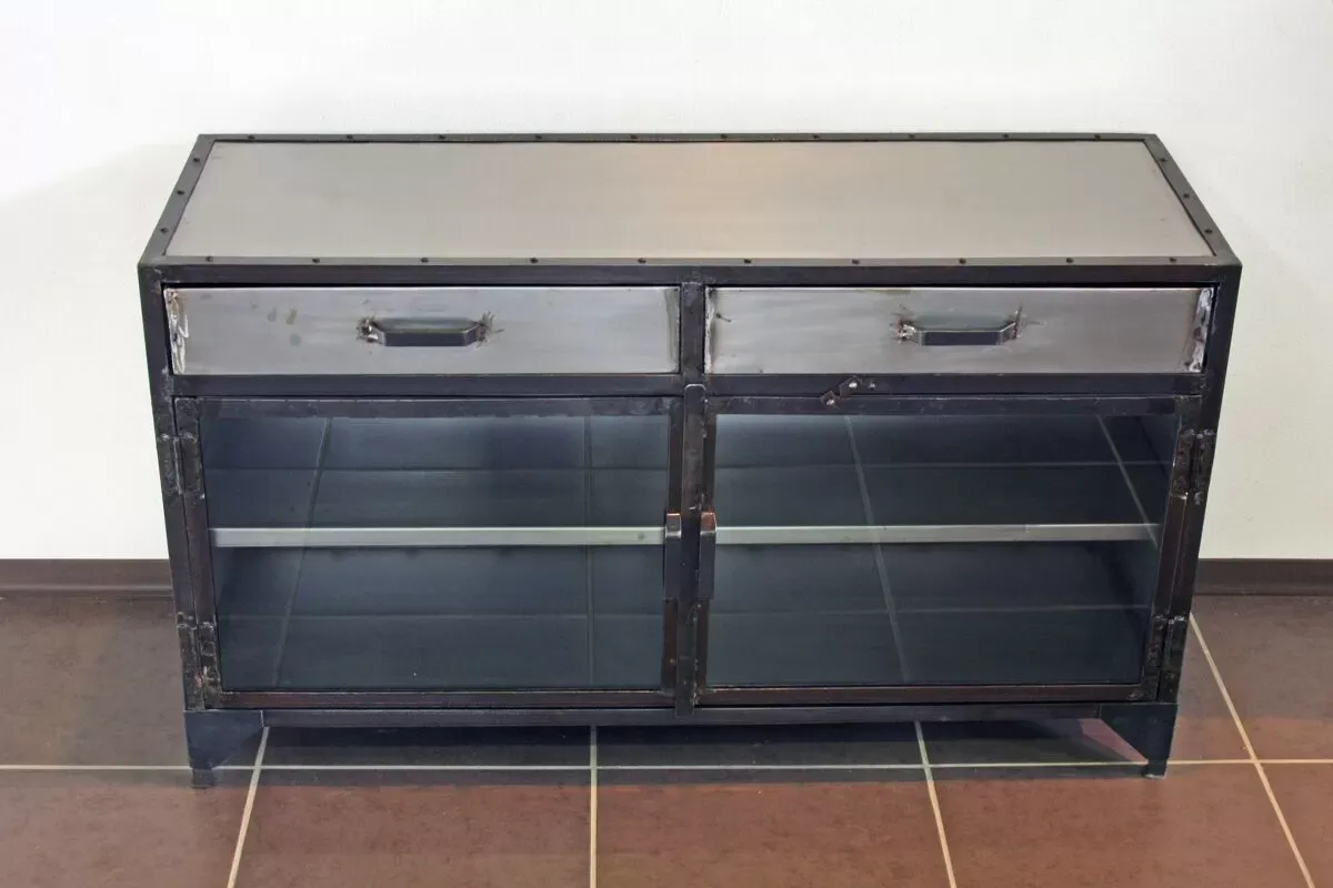 Illustration numéro 4 du produit Buffet métal industriel