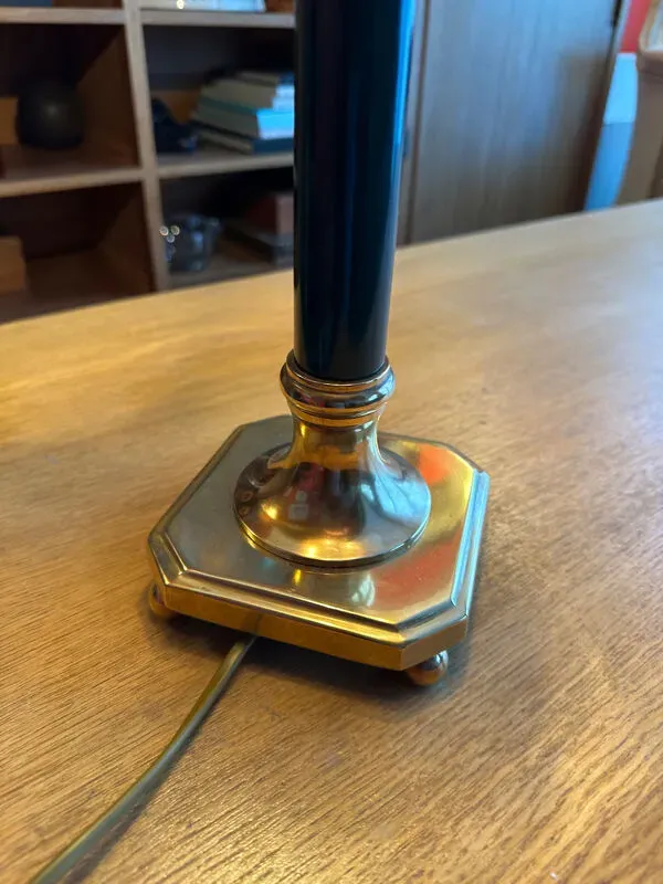 Illustration numéro 4 du produit Grande lampe Bouillotte Empire en Laiton et Tôle Laquée Restaurée - H6