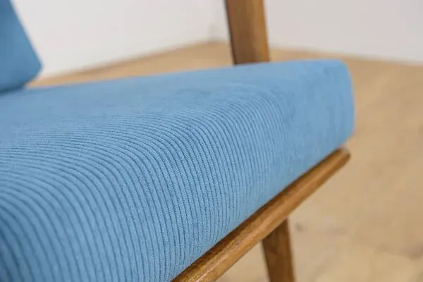 Illustration numéro 4 du produit Fauteuils modèle 300-139 de l'usine Swarzędz, Pologne, années 1960, lot de 2