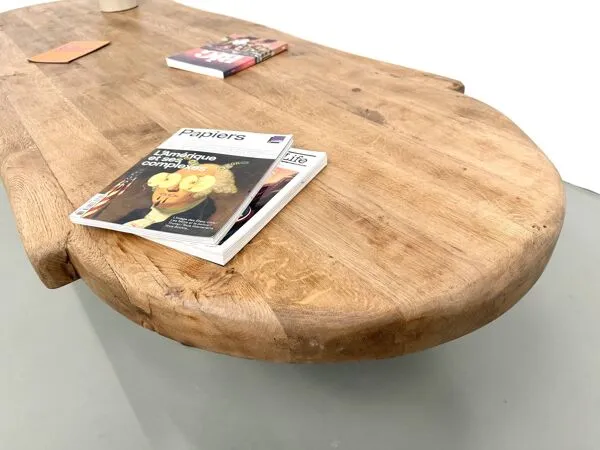 Illustration numéro 4 du produit Table basse XXL ovale en chêne massif, piètement cylindrique, années 50