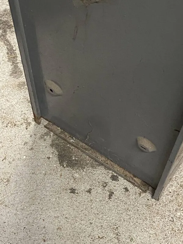 Illustration numéro 4 du produit Meuble rangement bureau atelier 10 clapets industriel métal 1950