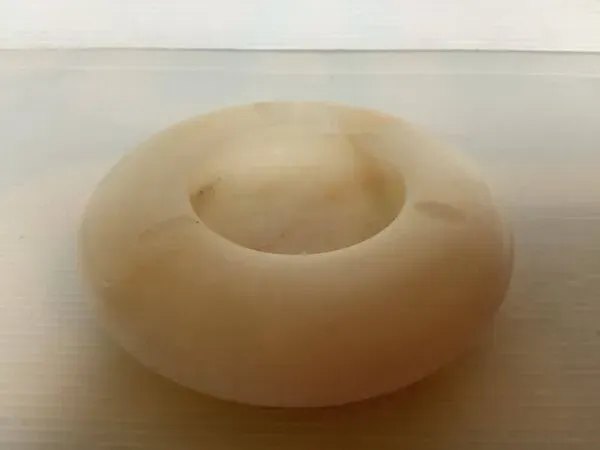 Illustration numéro 4 du produit Cendrier en albâtre