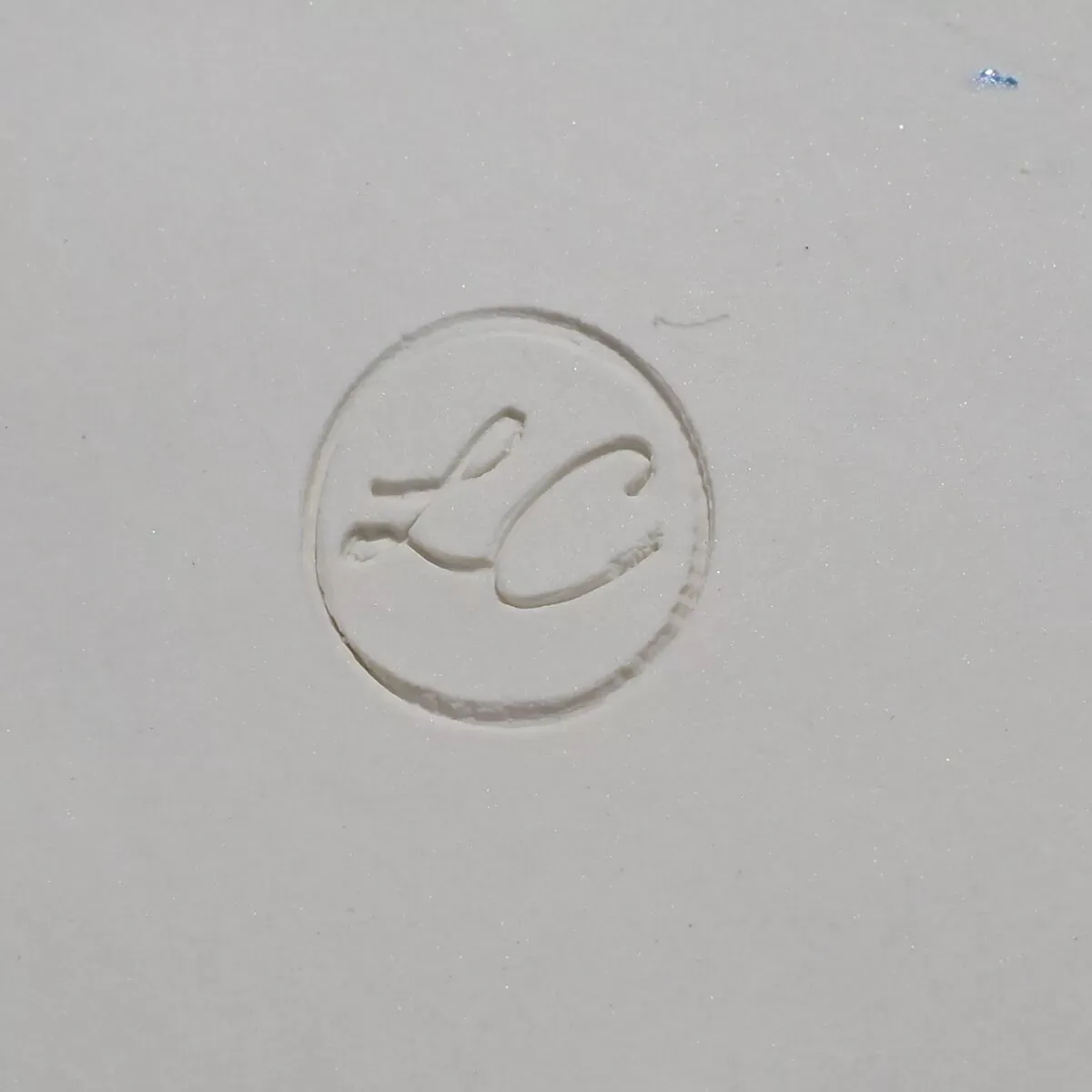 Illustration numéro 4 du produit Vase métal