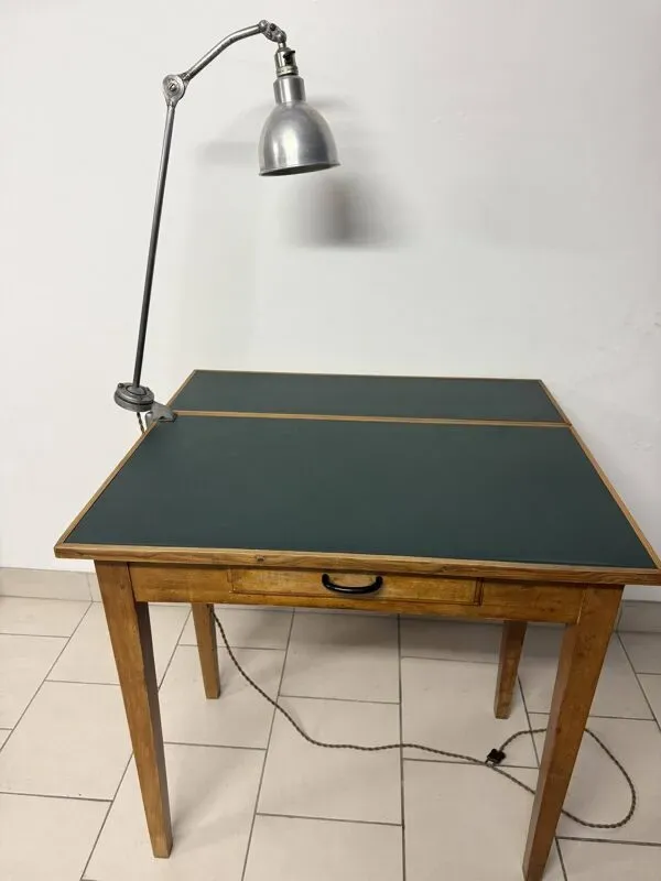 Illustration numéro 4 du produit Lampe de bureau industriel