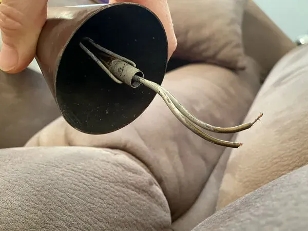 Illustration numéro 4 du produit Rare Lustre Vintage des années 60, dans l’esprit Stilnovo / Maison Arlus.