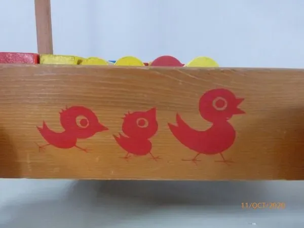 Illustration numéro 4 du produit Chariot en bois