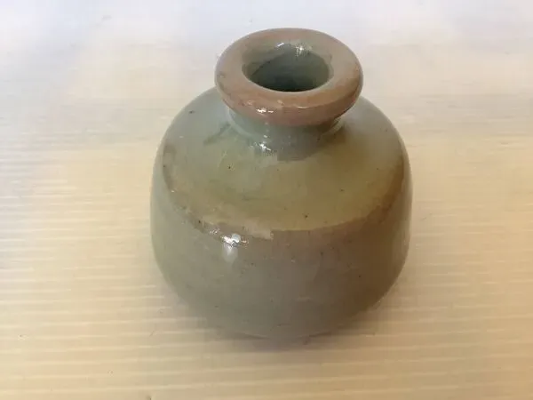 Illustration numéro 4 du produit Vase miniature Mobach