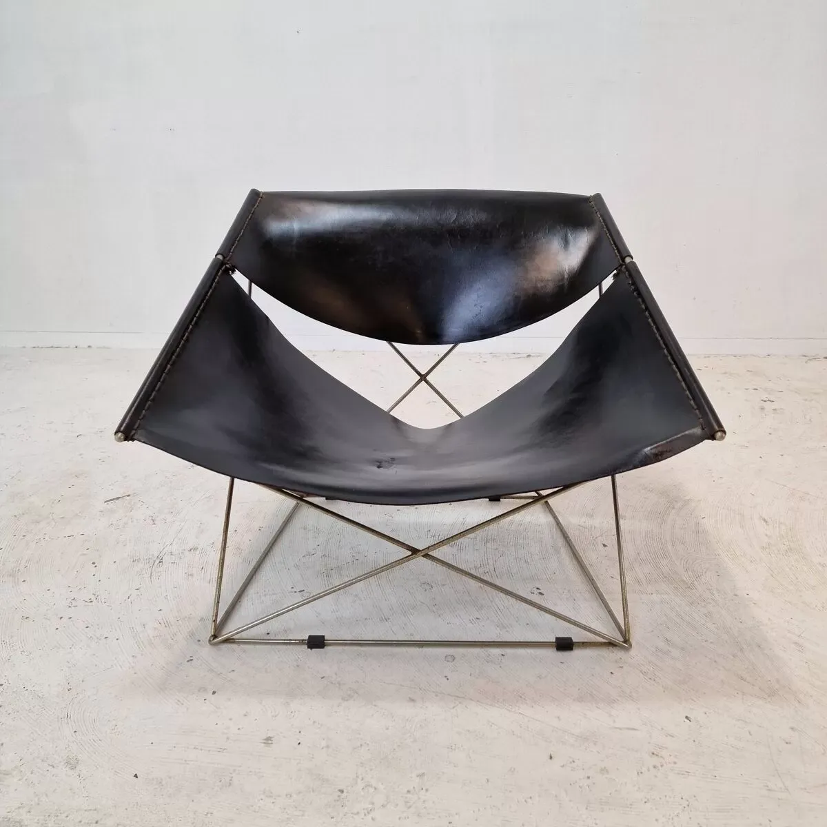 Illustration numéro 4 du produit F675 Chaise papillon par Pierre Paulin pour Artifort, 1960's