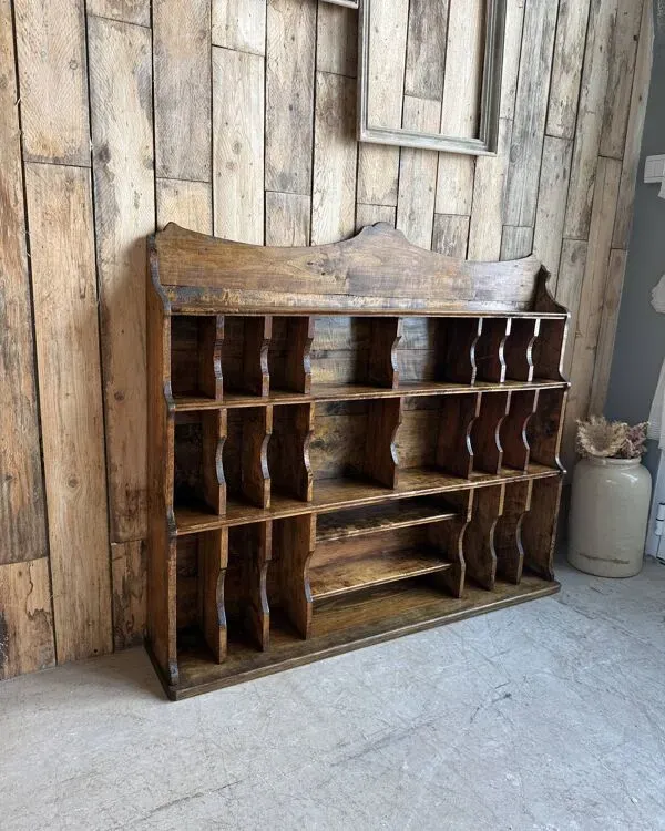 Illustration numéro 4 du produit Meuble de métier à casiers