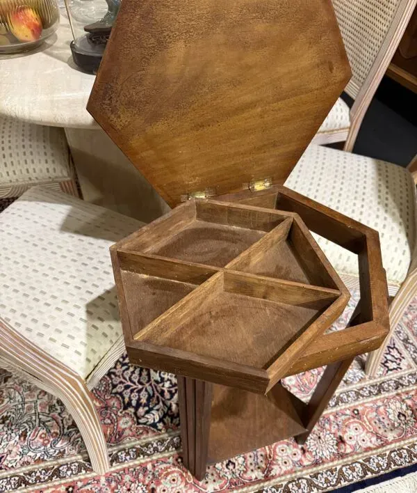 Illustration numéro 4 du produit Tablette de couture