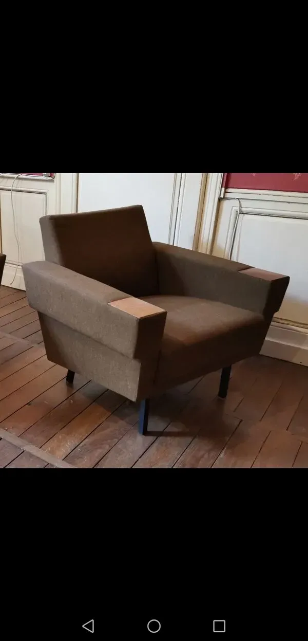 Illustration numéro 4 du produit Fauteuil Club danois années 60 70 kaki