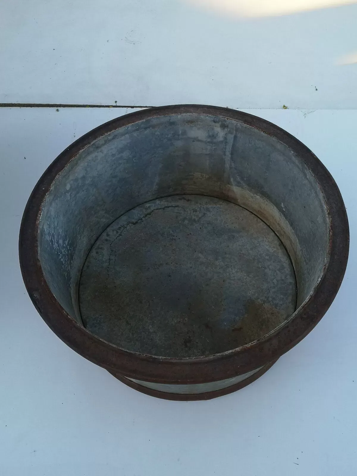 Illustration numéro 4 du produit Paire de jardinières industrielle