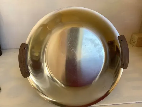 Illustration numéro 4 du produit Plat métal et bois scandinave