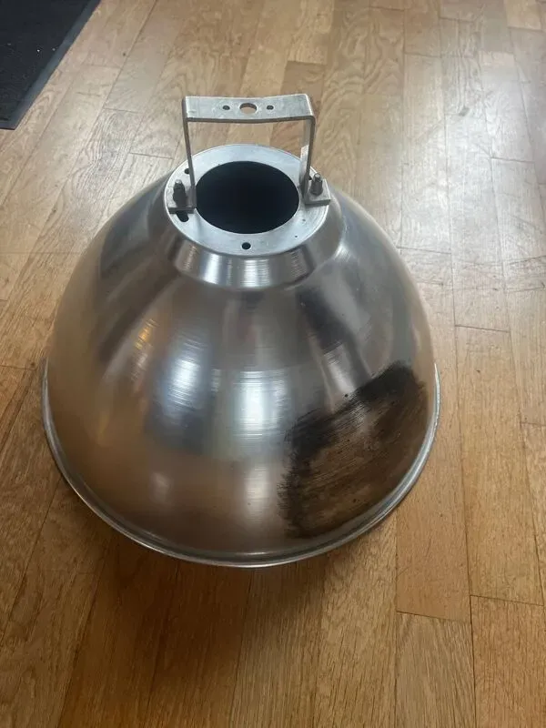 Illustration numéro 4 du produit Suspension métal industriel vintage