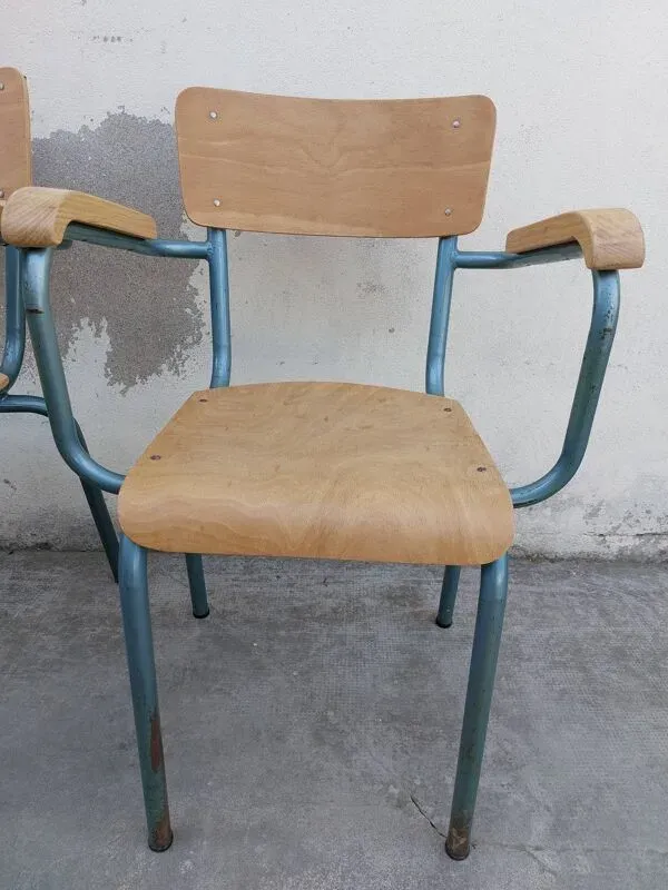 Illustration numéro 4 du produit Paire de fauteuils de maître d'école
