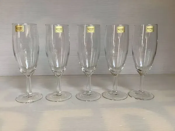 Illustration numéro 4 du produit 5 flûtes à champagne Luminarc