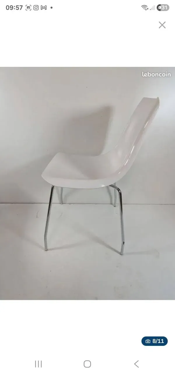 Illustration numéro 4 du produit Chaise industrielle coque fibre de verre, piètement acier chromé – 1960