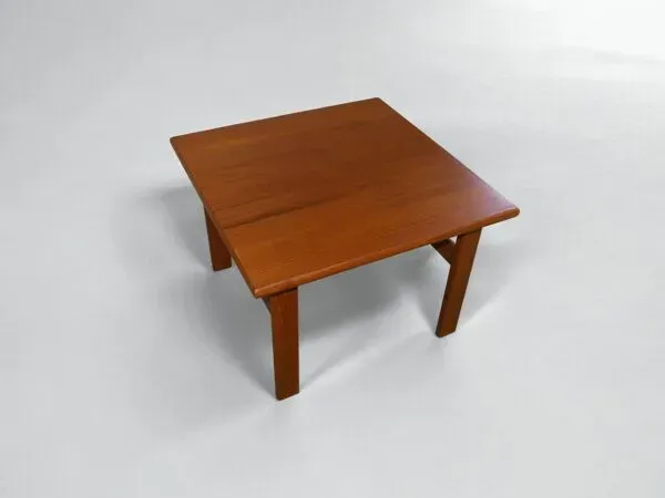 Illustration numéro 4 du produit Table basse