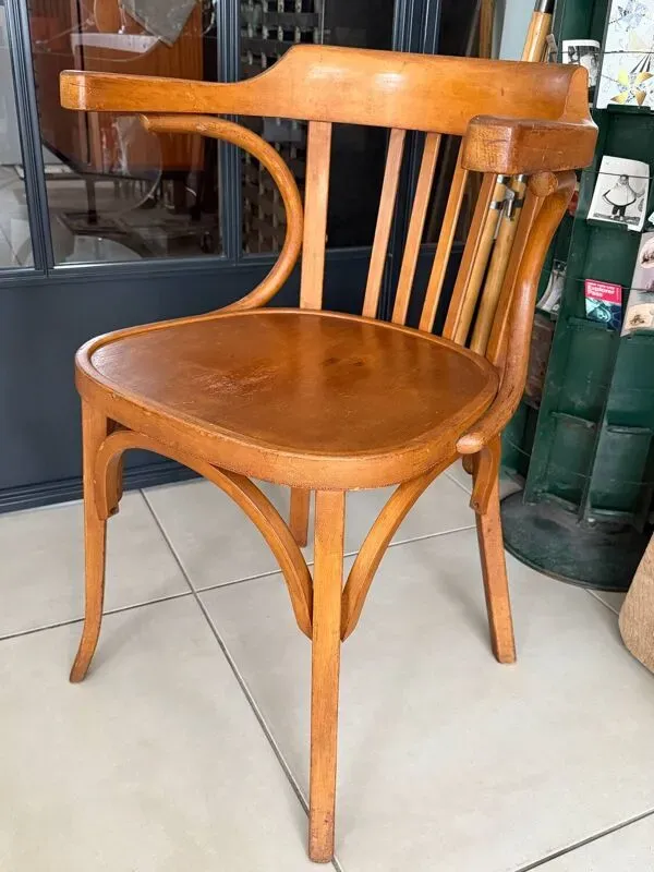 Illustration numéro 4 du produit Fauteuil de bureau Baumann bois courbé 1950