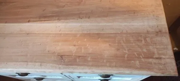 Illustration numéro 4 du produit Meuble à tiroirs