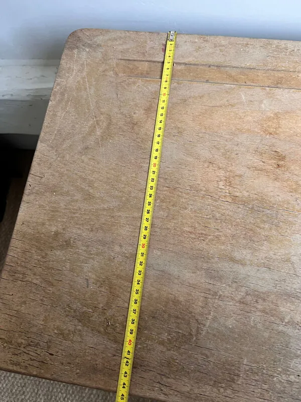 Illustration numéro 4 du produit Bureau écolier ancien