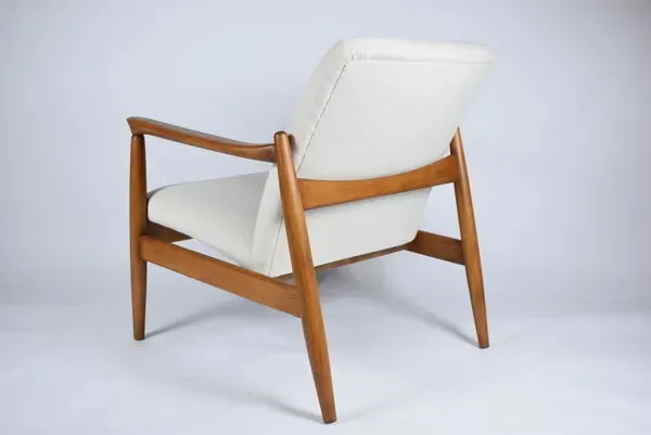 Illustration numéro 4 du produit Fauteuil modèle GFM-64, conçu par E.Homa, années 1960, crème