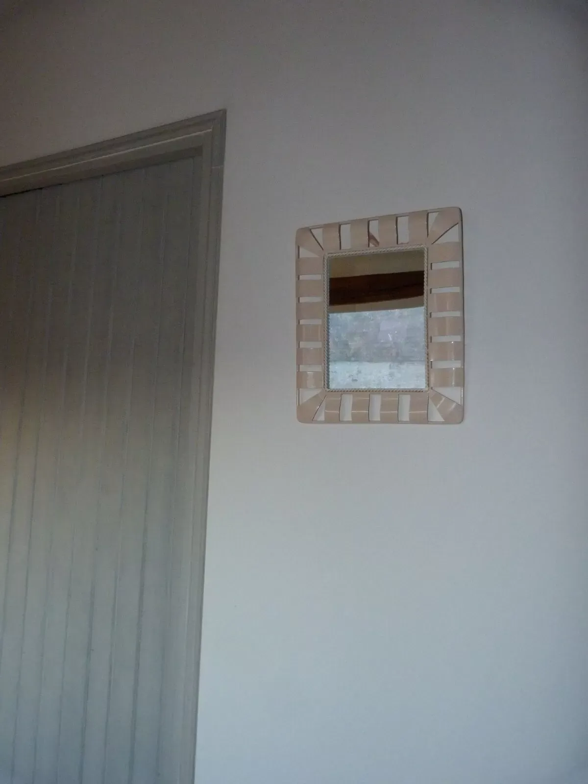 Illustration numéro 4 du produit Miroir