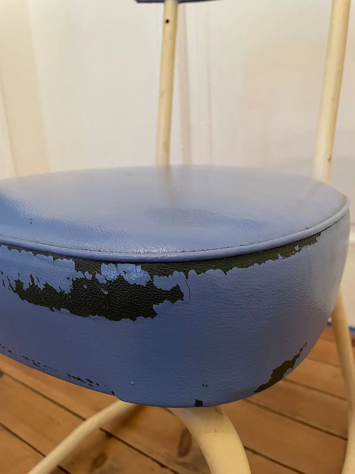 Illustration numéro 4 du produit Chaise de bureau Bauhaus Ronéo 1950