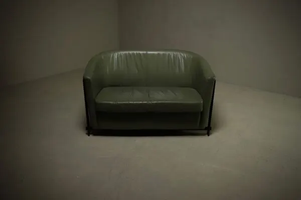 Illustration numéro 4 du produit Canapé en cuir postmoderne par Touche années 1980