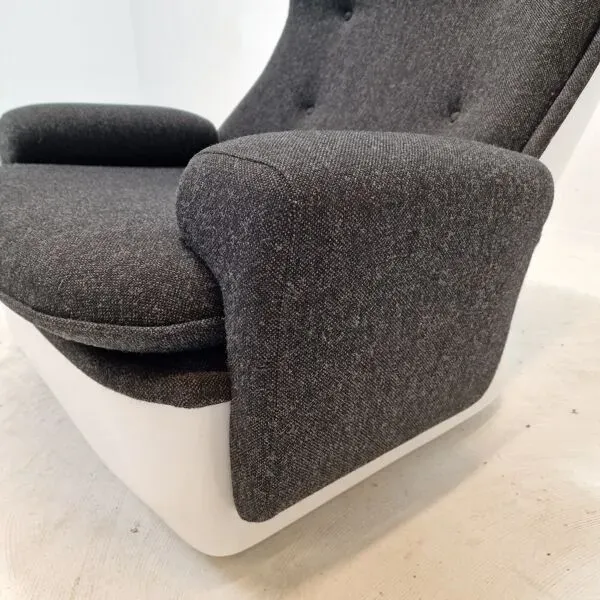 Illustration numéro 4 du produit “Orchidée” Lounge Chair by Michel Cadestin for Airborne, France 1968