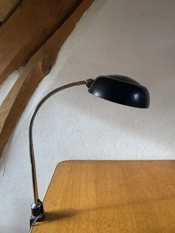 Illustration numéro 4 du produit lampe industrielle