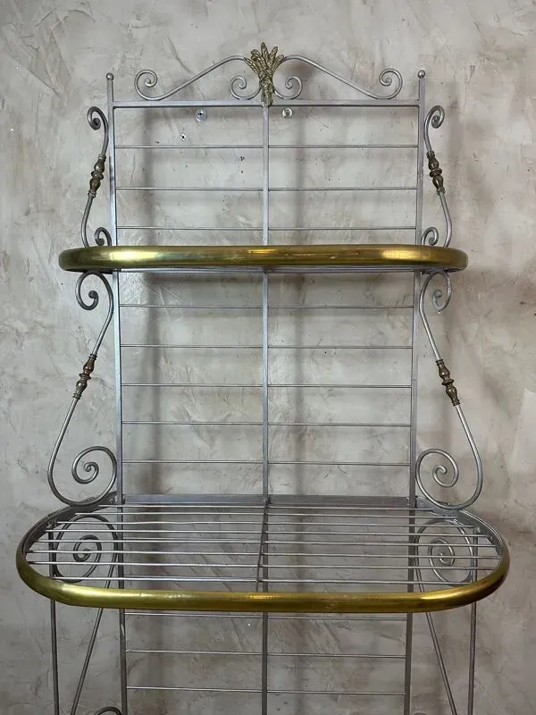 Illustration numéro 4 du produit Étagère de boulangerie