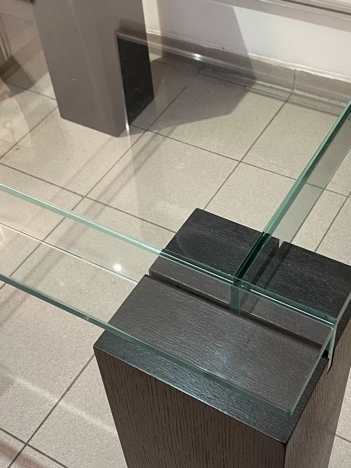 Illustration numéro 4 du produit Table ''Ténéré'' édition Roche Bobois années 80