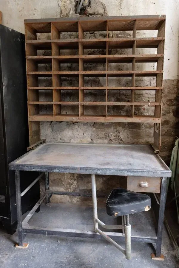 Illustration numéro 4 du produit bureau tri postal