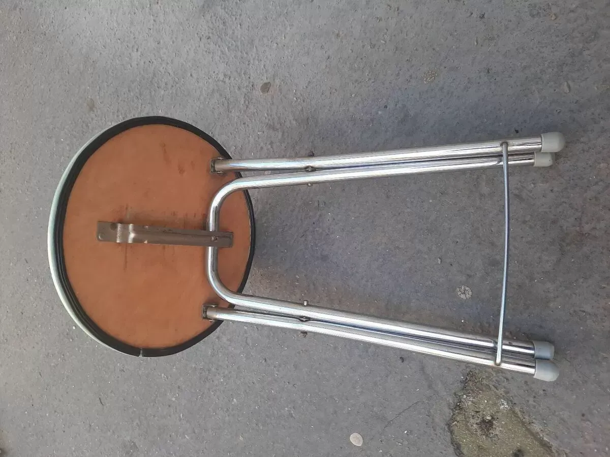 Illustration numéro 4 du produit Tabouret industriel