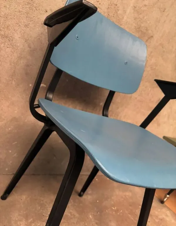 Illustration numéro 4 du produit Fauteuil design Friso Kramer