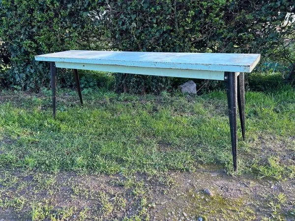 Illustration numéro 4 du produit Table console tolix