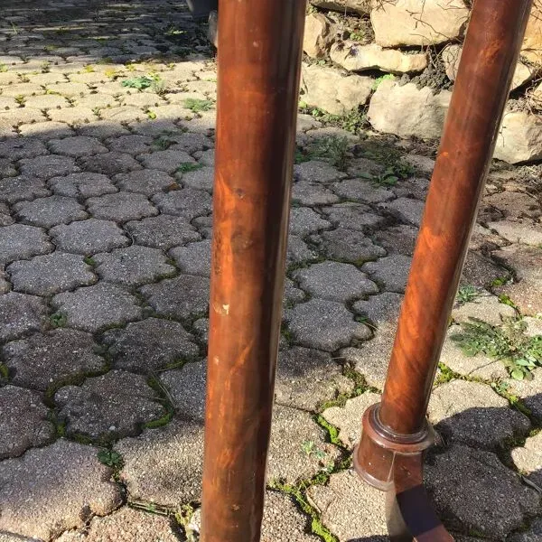 Illustration numéro 4 du produit Table de toilette