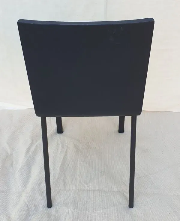 Illustration numéro 4 du produit Chaise Vitra 03