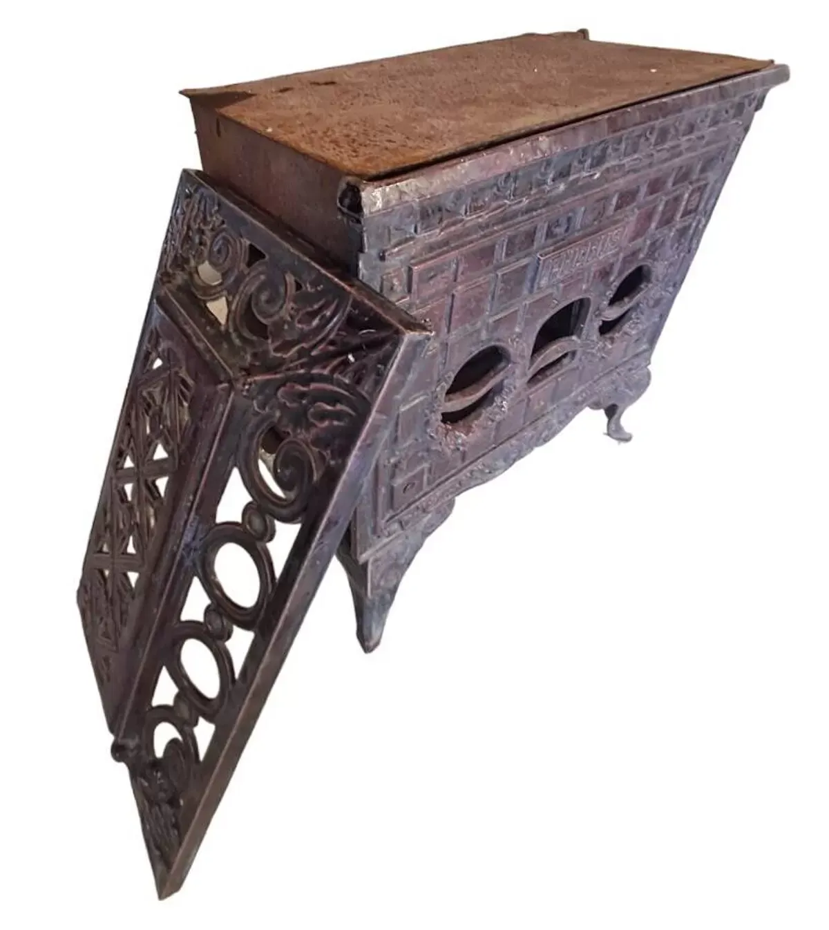 Illustration numéro 4 du produit Poêle à bois ancien en fonte émaillée art deco marque phebus coloris aubergine