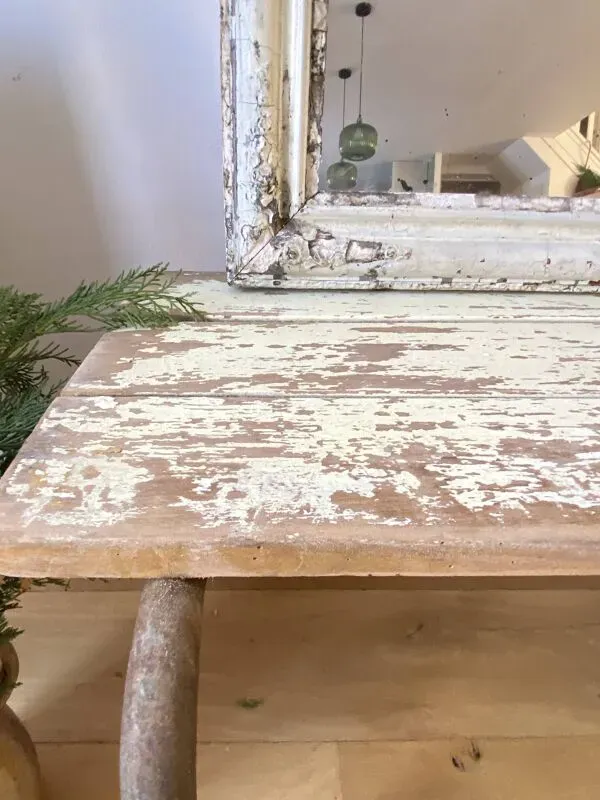 Illustration numéro 4 du produit banc d'école patiné