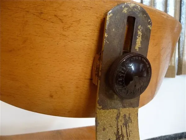 Illustration numéro 4 du produit Chaise de bureau pivotante industrielle modèle 350 par Ama Elastic, Allemagne de l'Ouest, années 1950.