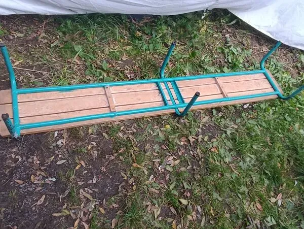 Illustration numéro 4 du produit Banc d'école