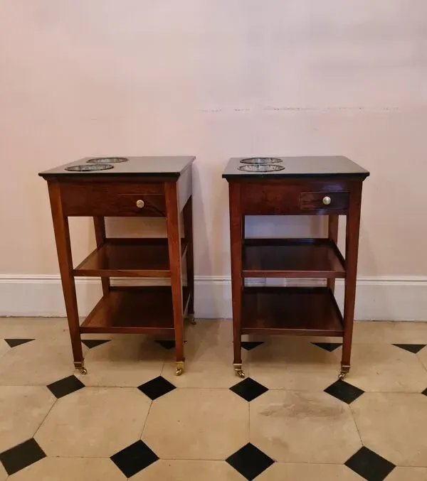 Illustration numéro 4 du produit Paire de rafraichissoirs époque Louis XVI , vers 1785