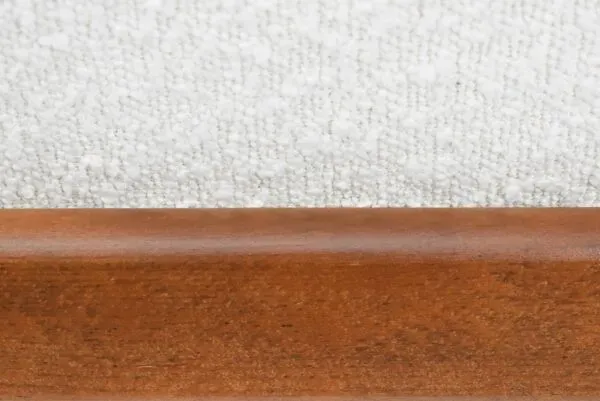 Illustration numéro 4 du produit Fauteuil vintage original, années 1960, designer E.Homma, restauré, bouclé blanc