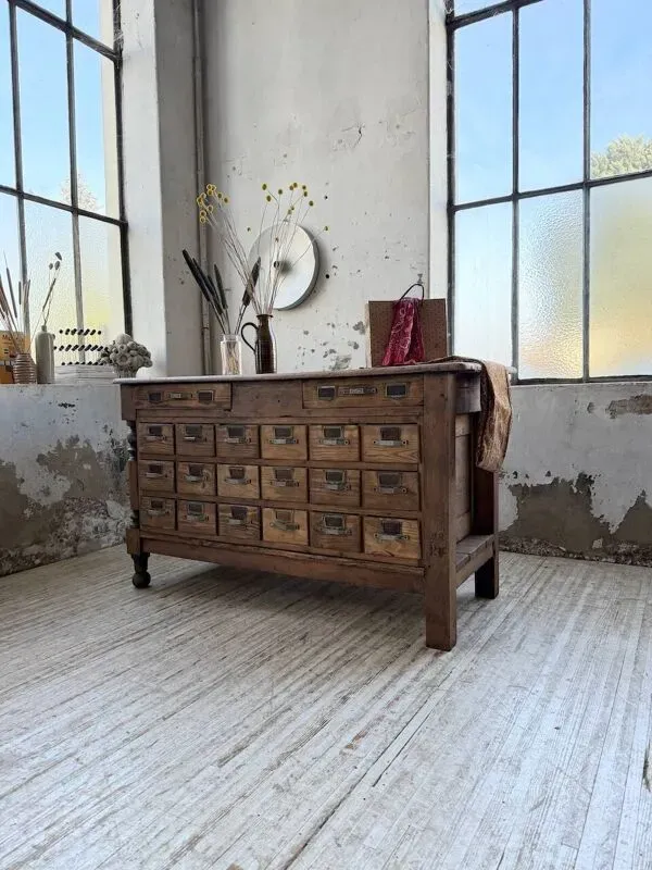 Illustration numéro 4 du produit Comptoir, îlot central, meuble de métier multi-tiroirs