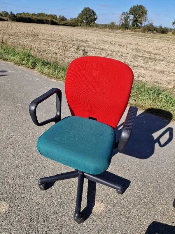 Illustration numéro 4 du produit Lot De 2 Chaises De Bureau Ergonomique De La Marque Vitra