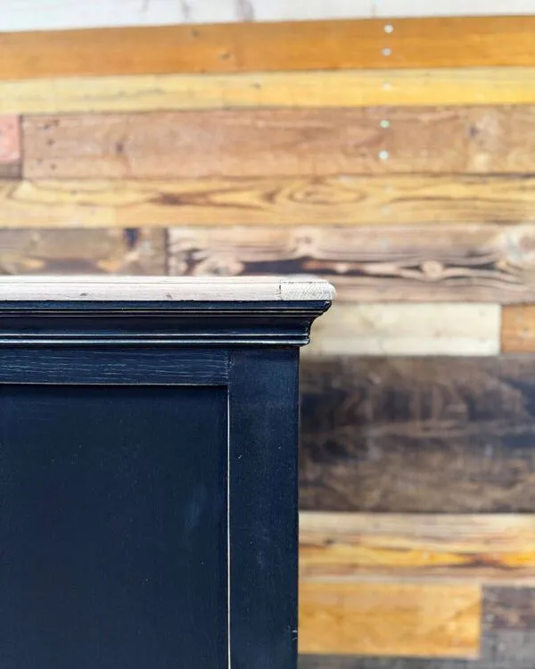 Illustration numéro 4 du produit Ancien meuble de métier, comptoir, années 1950, rénové