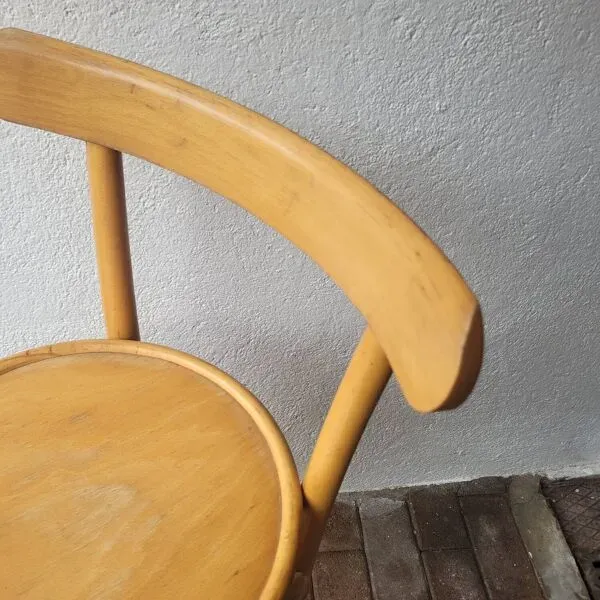 Illustration numéro 4 du produit Tabouret de bar vintage en bois courbé